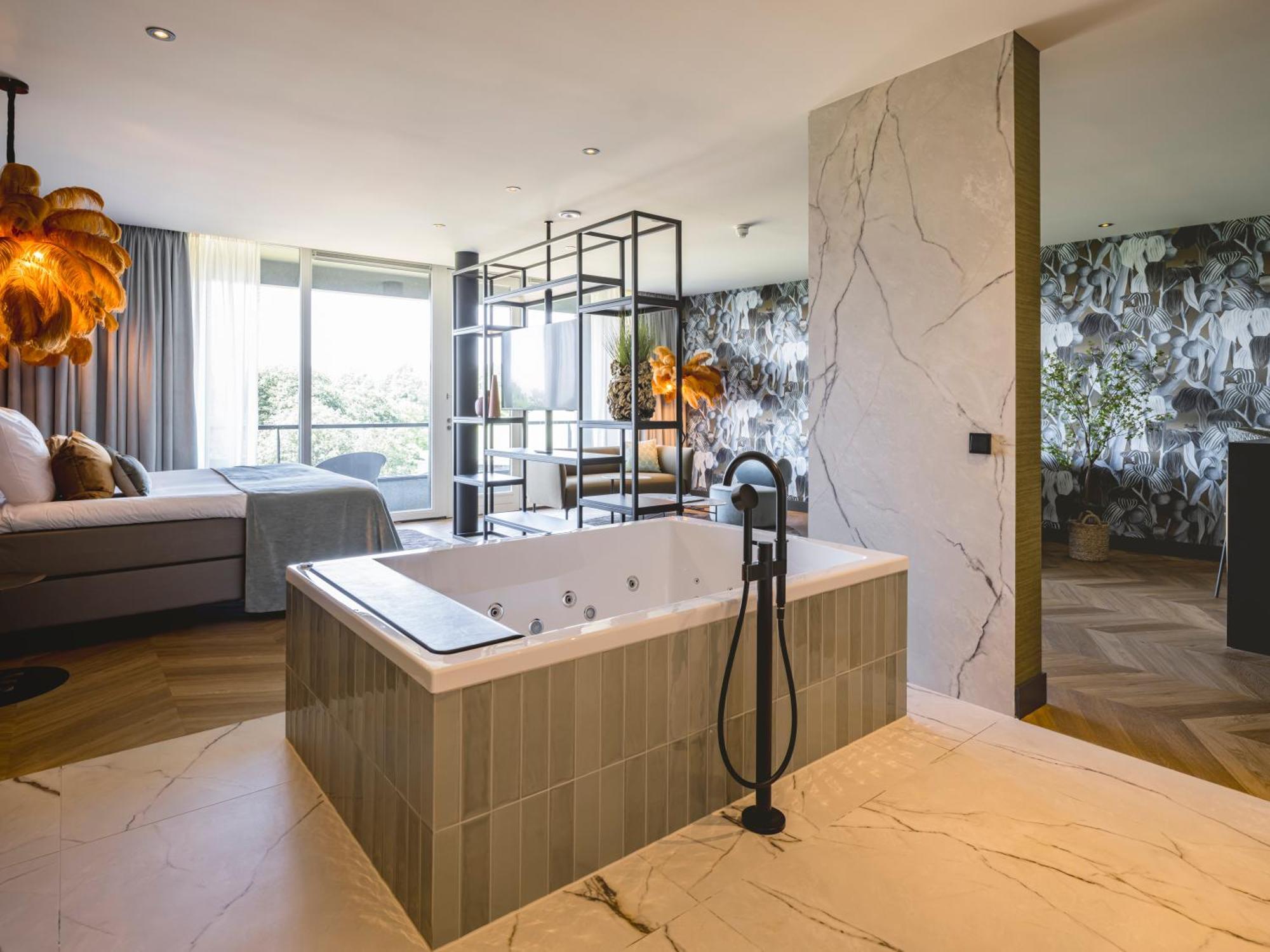Hotel Der Valk 4*